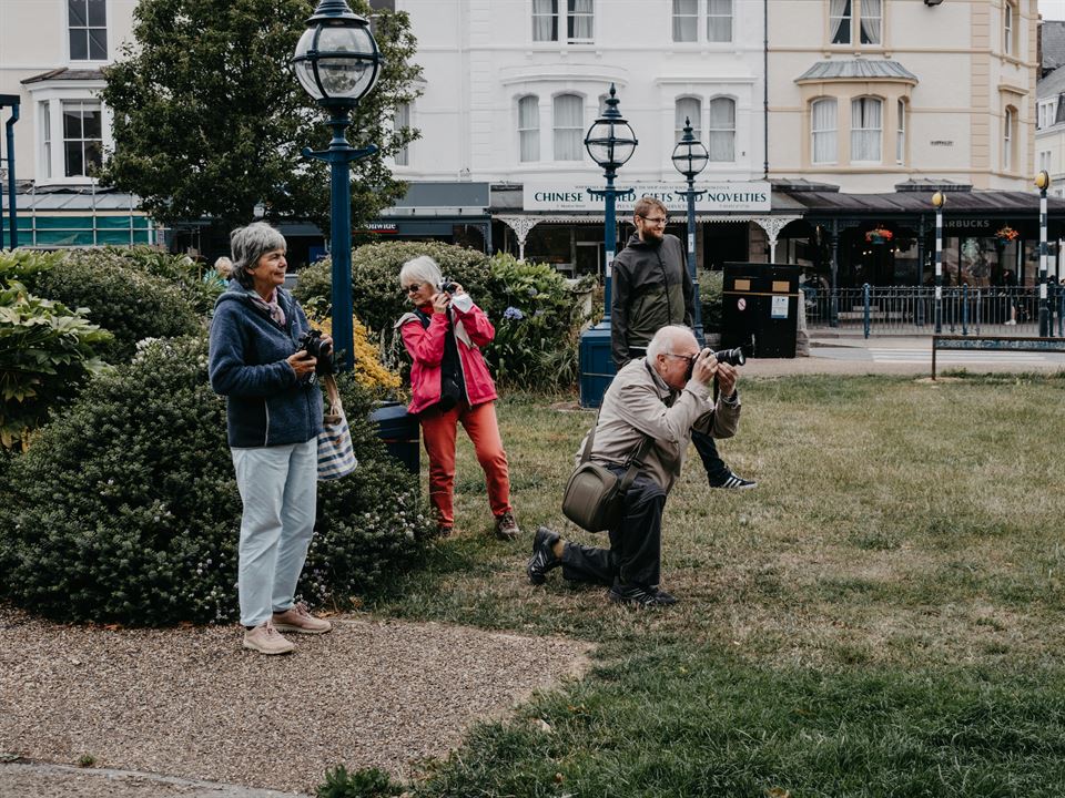 viajeros-turista-senior-en-el-alquiler-vacacional