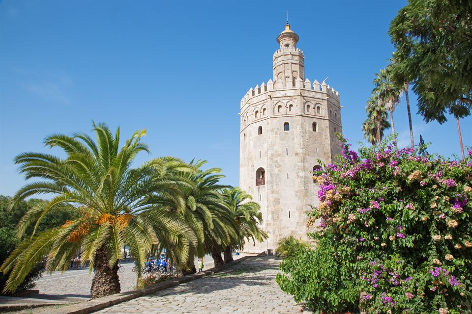 torre-del-oro-destino-para-pasar-un-fin-de-semana-en-sevilla